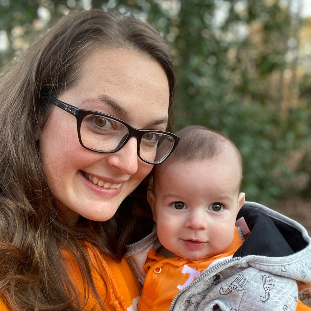 Meet your Posher, Jennifer
